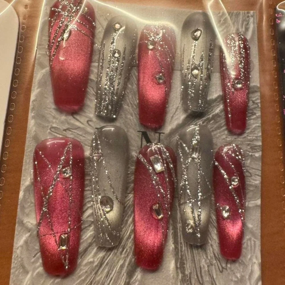 Rhinestone Red & Silver Press-On Nail Set - Elegant Sparkle